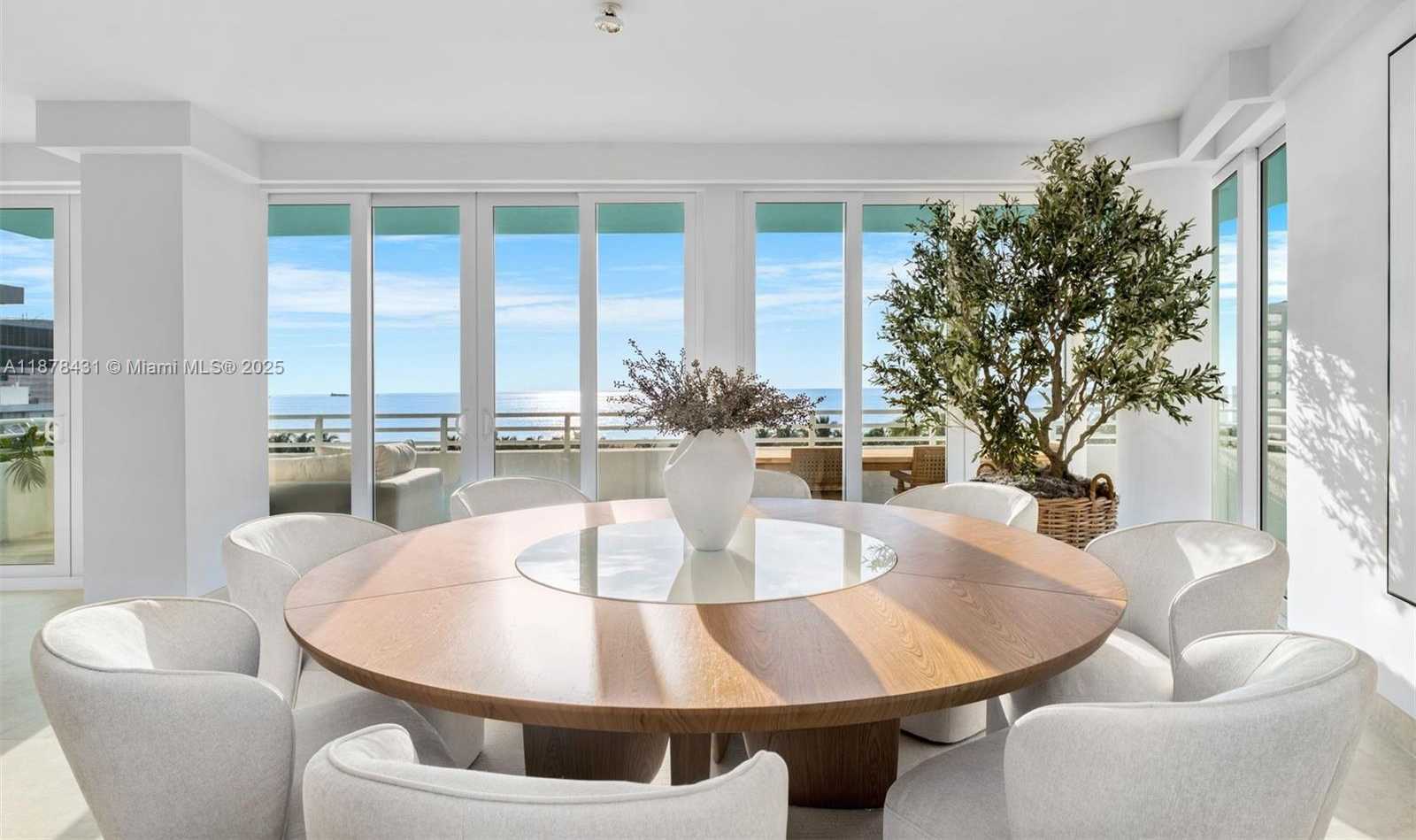 Small Image of 226 OCEAN DR #7F/7G, Miami Beach Number 5