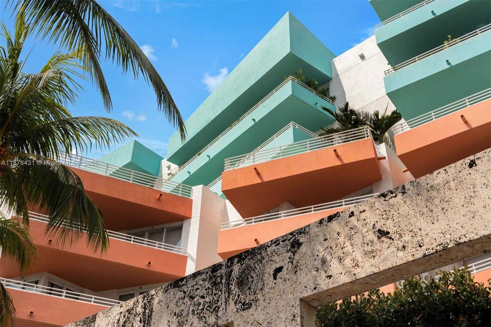 Small Image of 226 OCEAN DR #7F/7G, Miami Beach Number 59