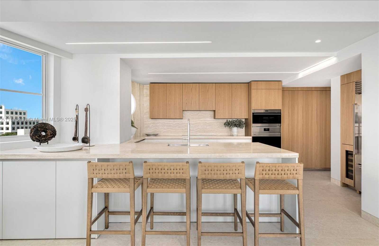 Small Image of 226 OCEAN DR #7F/7G, Miami Beach Number 7