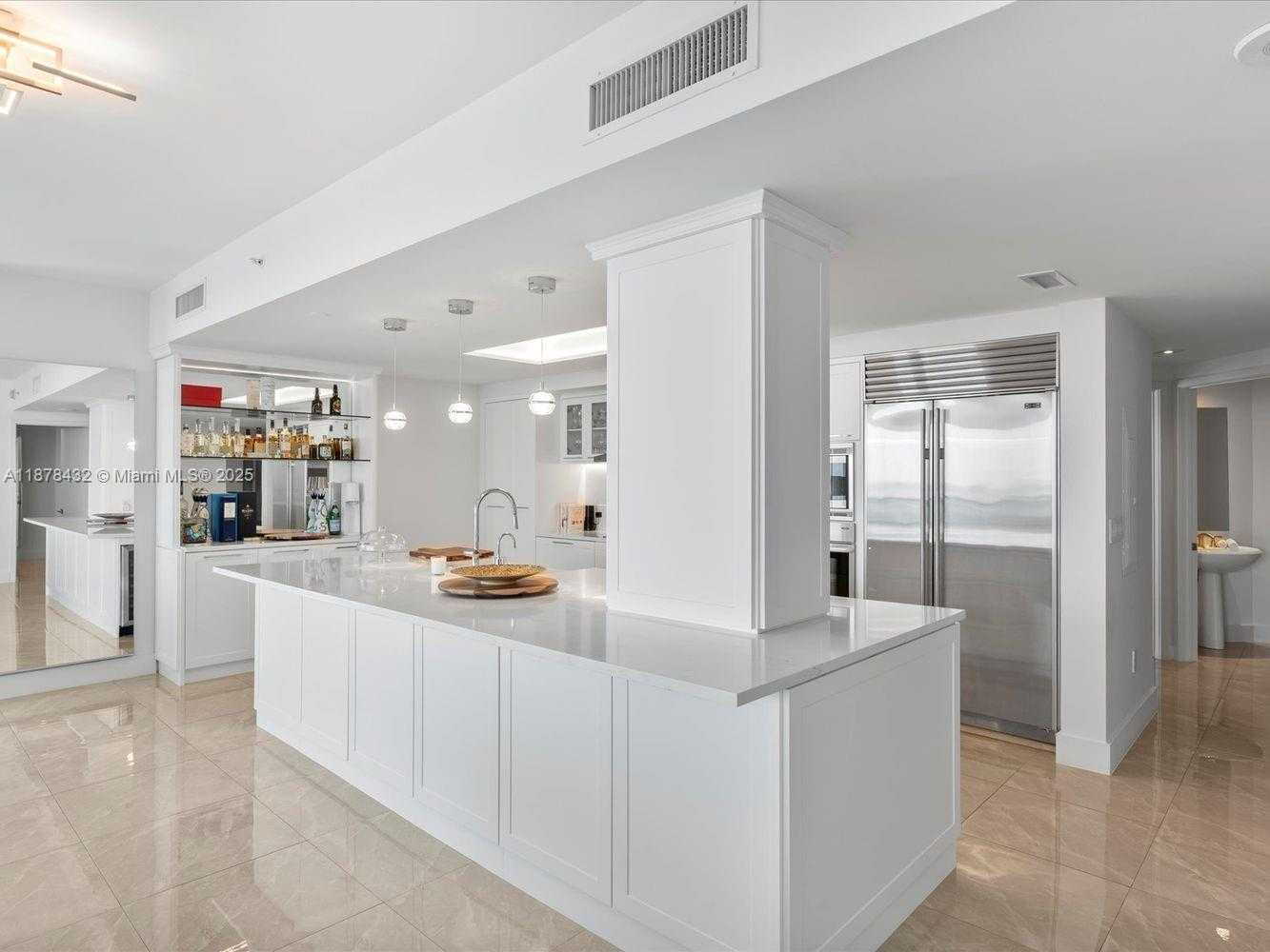 Small Image of 1331 BRICKELL BAY DR #1811, Miami Number 12