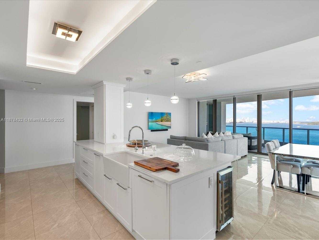 Small Image of 1331 BRICKELL BAY DR #1811, Miami Number 16