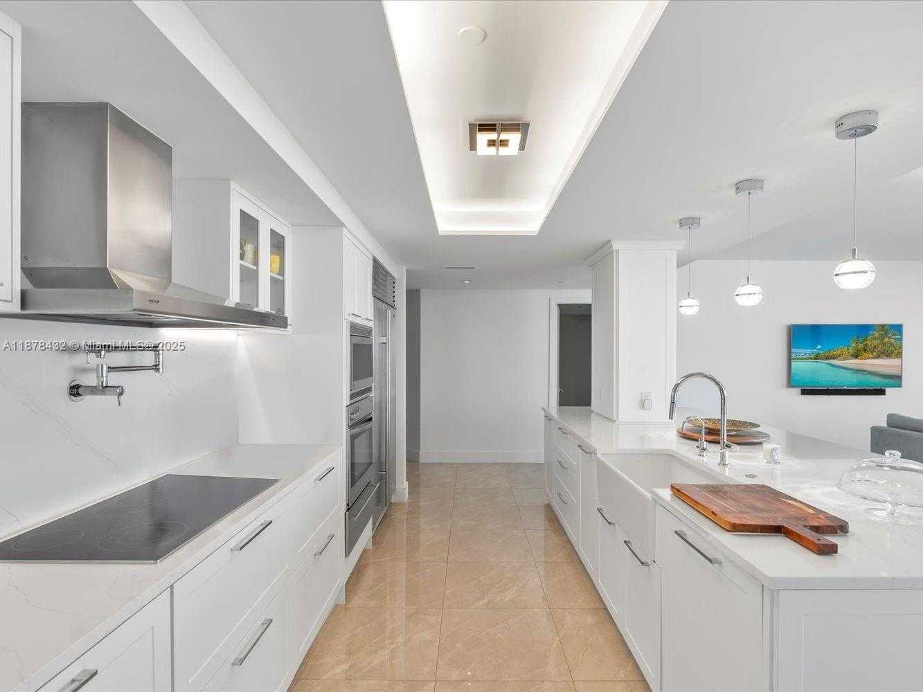 Small Image of 1331 BRICKELL BAY DR #1811, Miami Number 17
