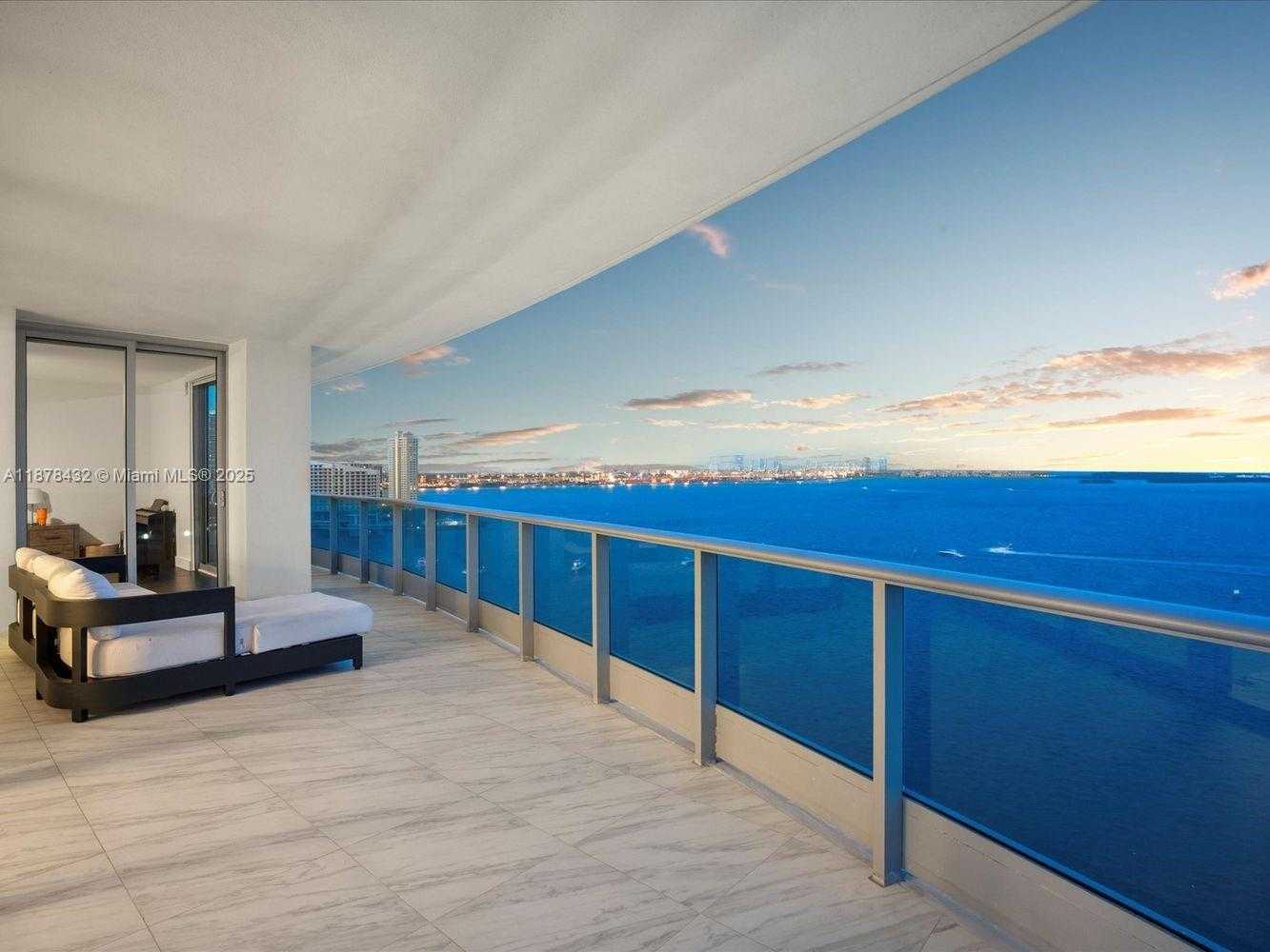 Small Image of 1331 BRICKELL BAY DR #1811, Miami Number 19