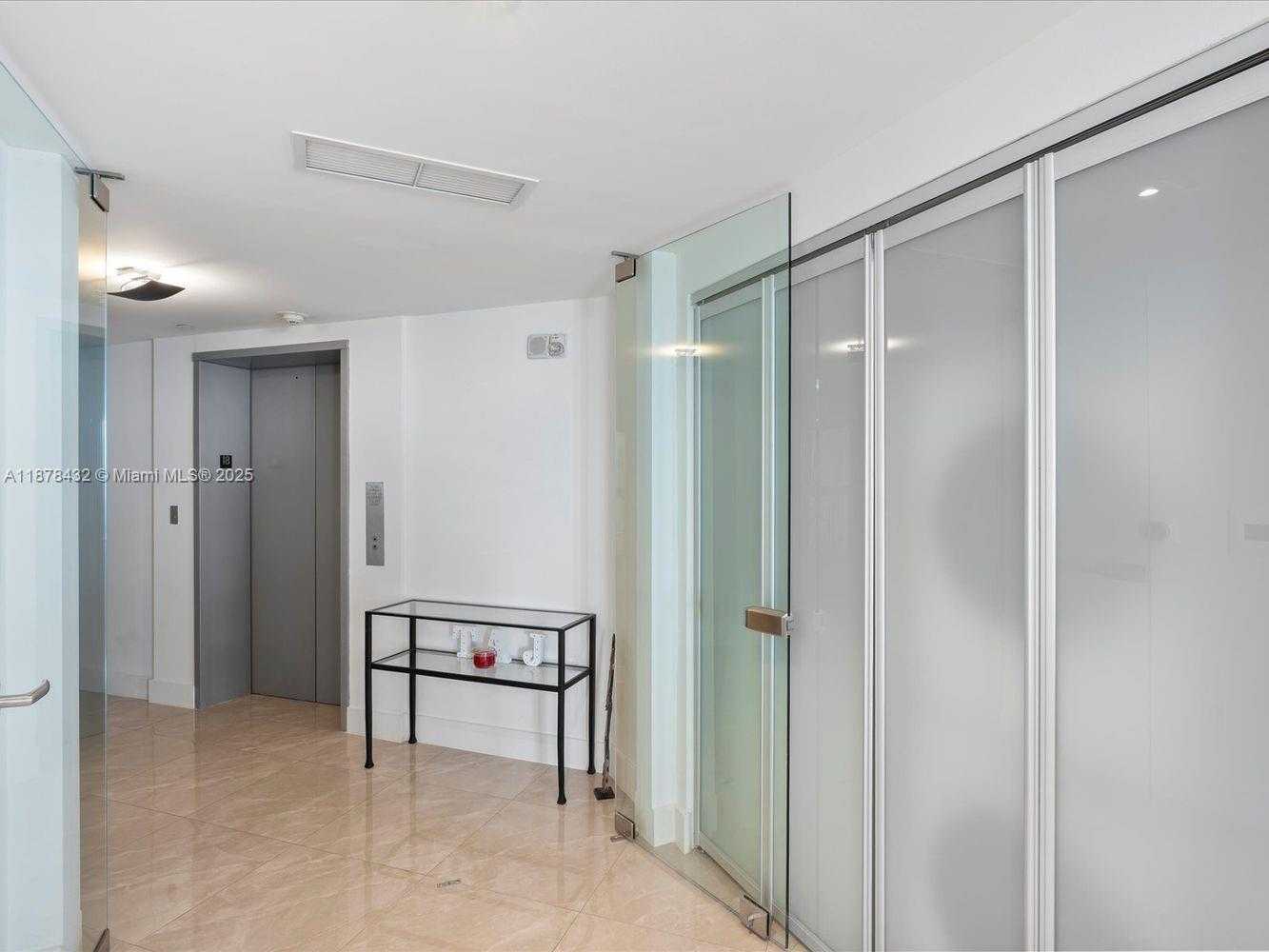 Small Image of 1331 BRICKELL BAY DR #1811, Miami Number 30
