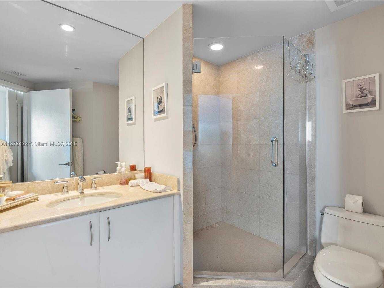 Small Image of 1331 BRICKELL BAY DR #1811, Miami Number 34