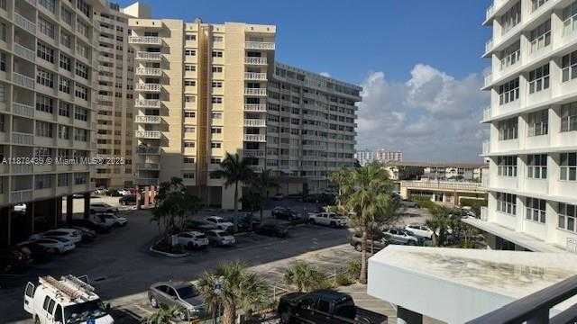 Small Image of Hallandale Beach Number 7