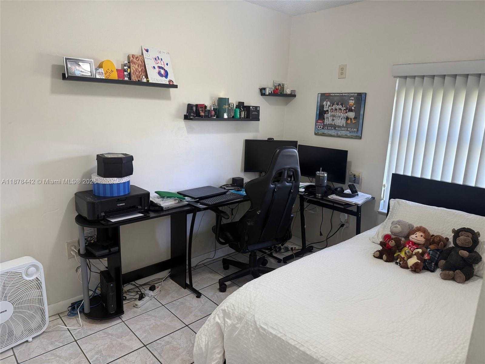 Small Image of 4929 SOUTH WEST 139TH CT, Miami Number 10