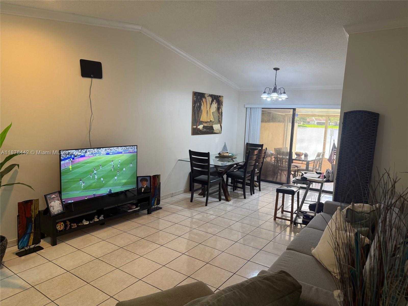 Small Image of 4929 SOUTH WEST 139TH CT, Miami Number 16