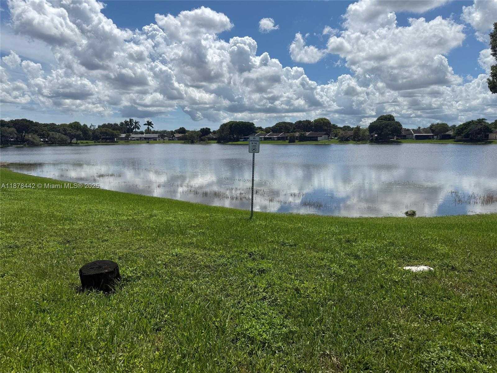 Small Image of 4929 SOUTH WEST 139TH CT, Miami Number 23