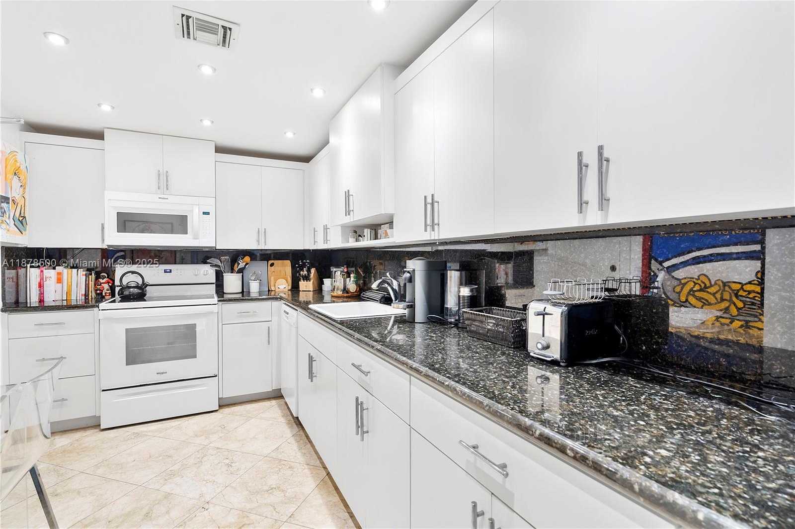 Small Image of 10185 COLLINS AVE #1210, Bal Harbour Number 12