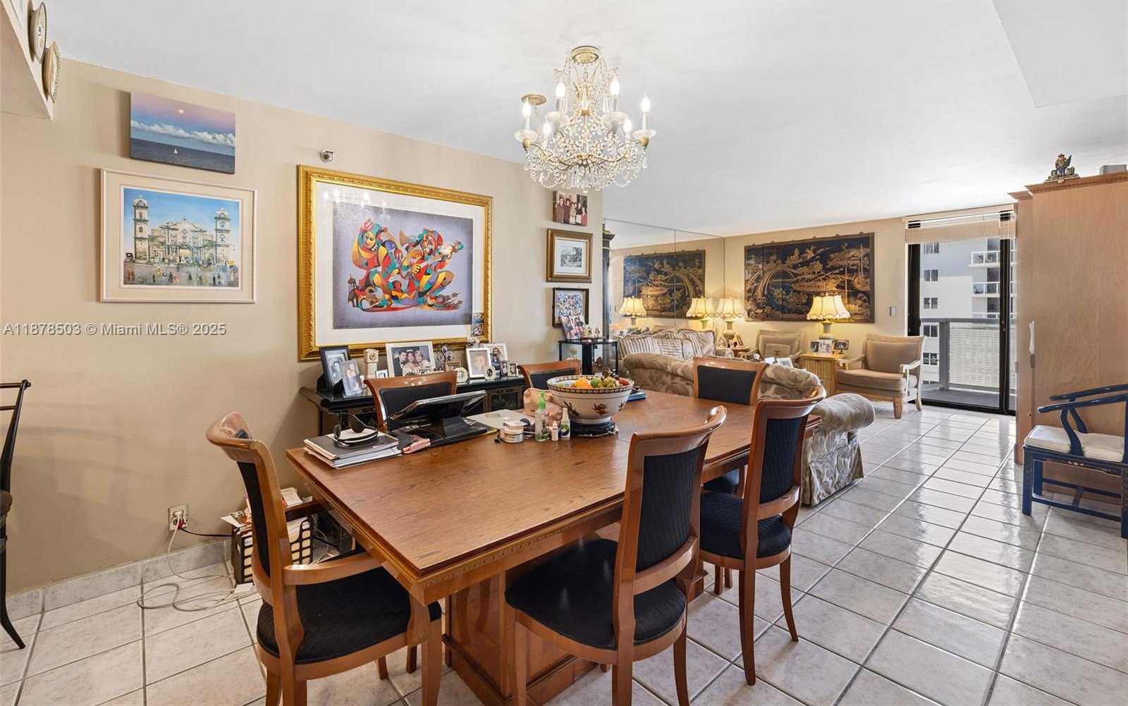 Small Image of 2401 COLLINS AVE #1712, Miami Beach Number 5