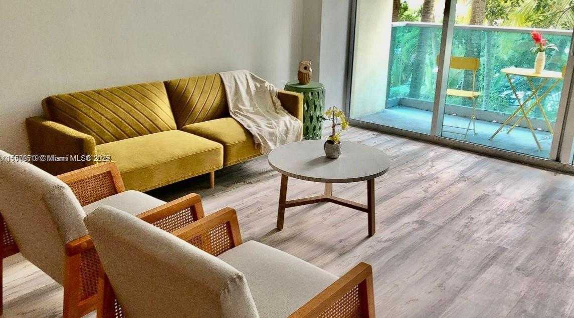 Small Image of Hollywood Number 9