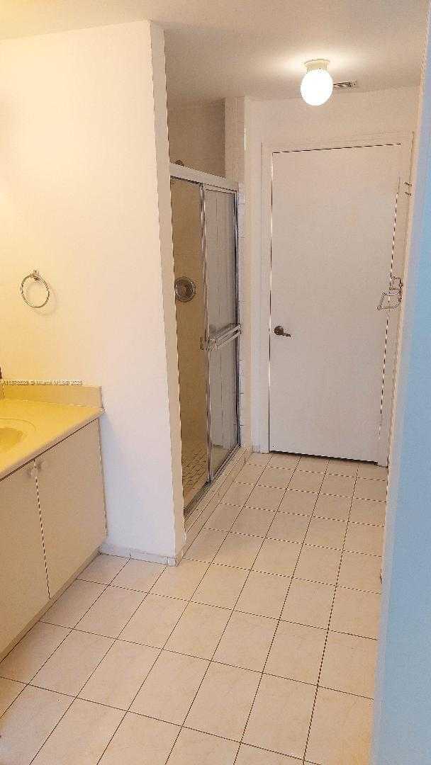 Small Image of 6560 NORTH WEST 114TH AVE #526, Doral Number 12