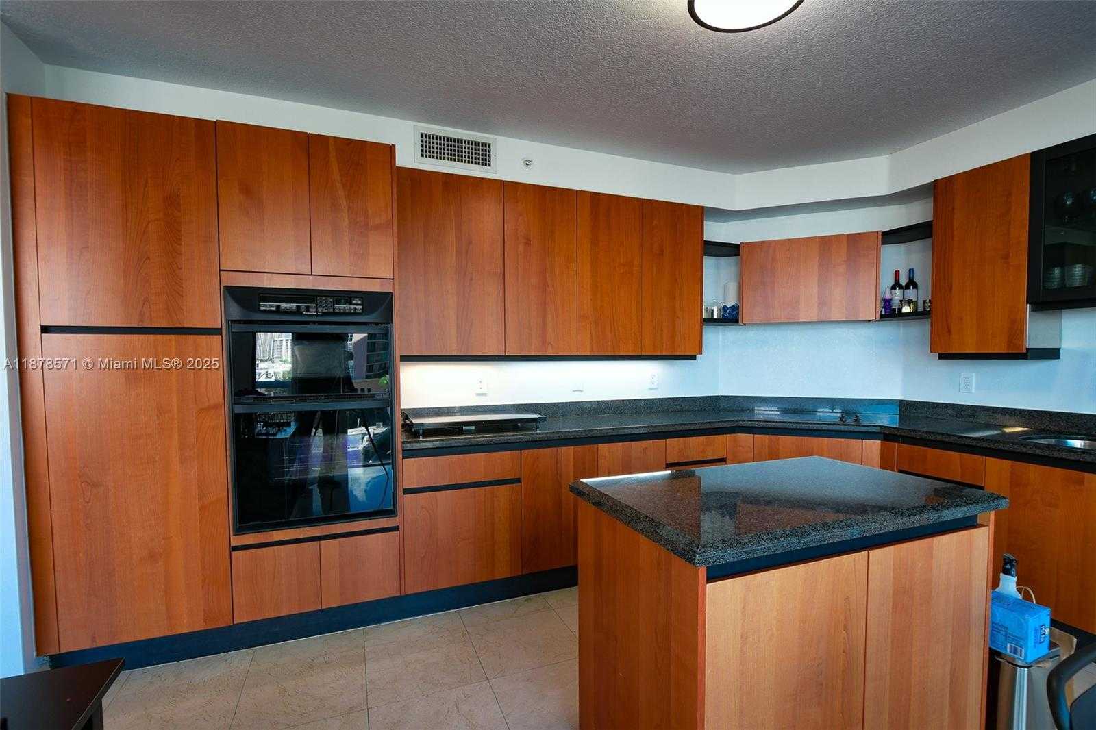 Small Image of 17555 COLLINS AVE #704, Sunny Isles Beach Number 12
