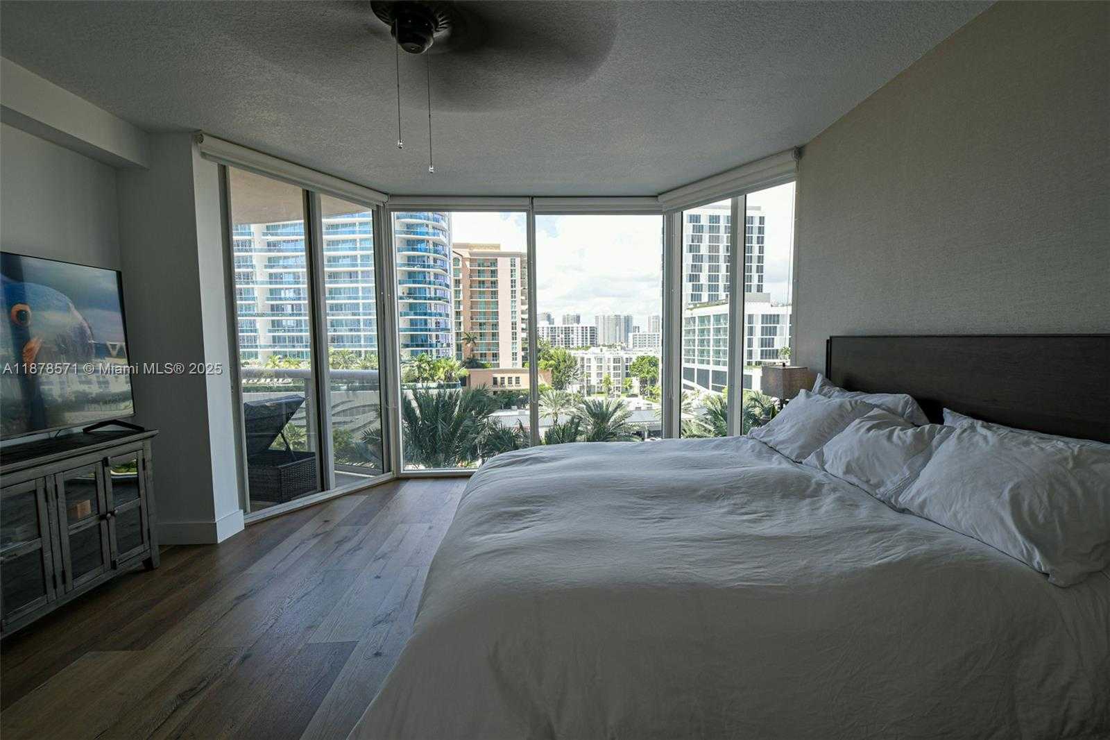 Small Image of 17555 COLLINS AVE #704, Sunny Isles Beach Number 41