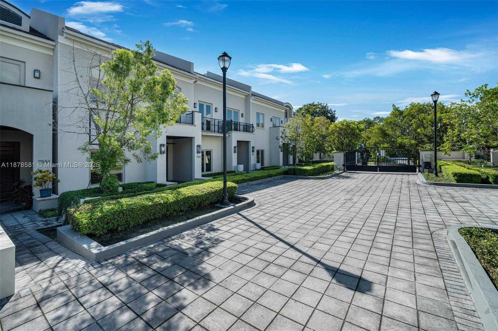 Small Image of 7561 SOUTH WEST 56TH CT, Miami Number 2