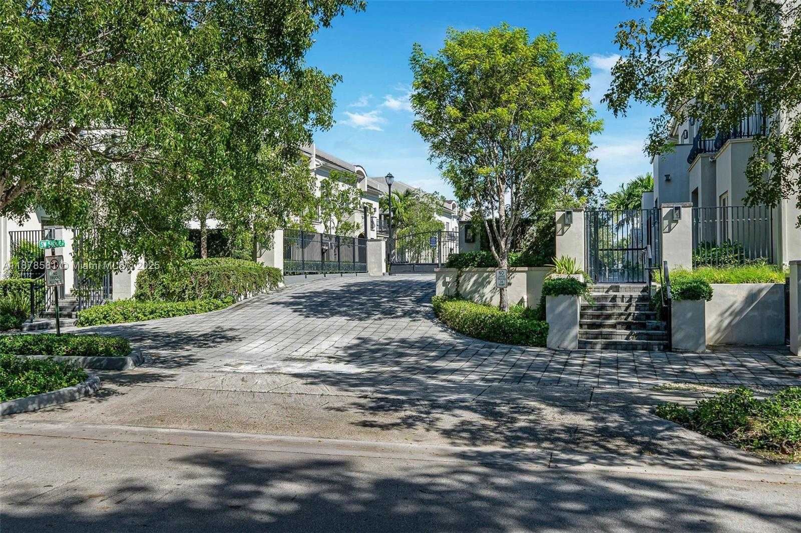 Small Image of 7561 SOUTH WEST 56TH CT, Miami Number 26