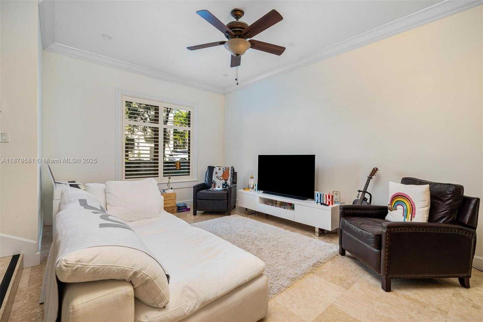 Small Image of 7561 SOUTH WEST 56TH CT, Miami Number 4