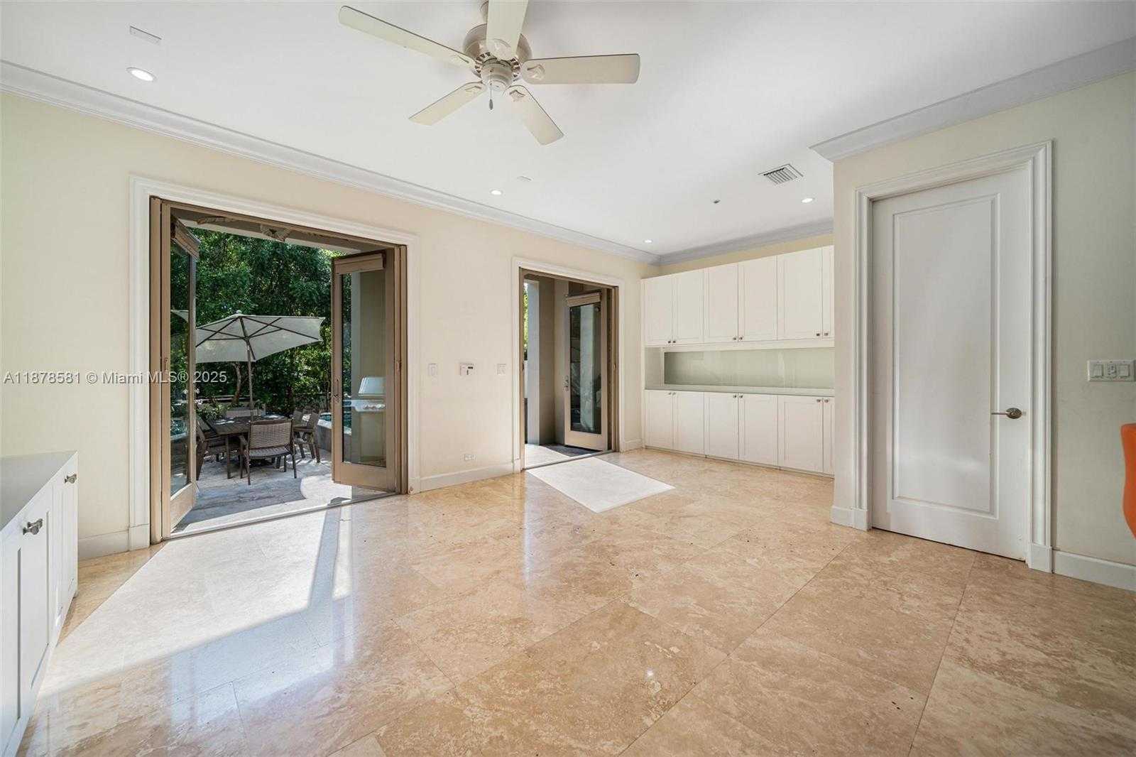 Small Image of 7561 SOUTH WEST 56TH CT, Miami Number 8