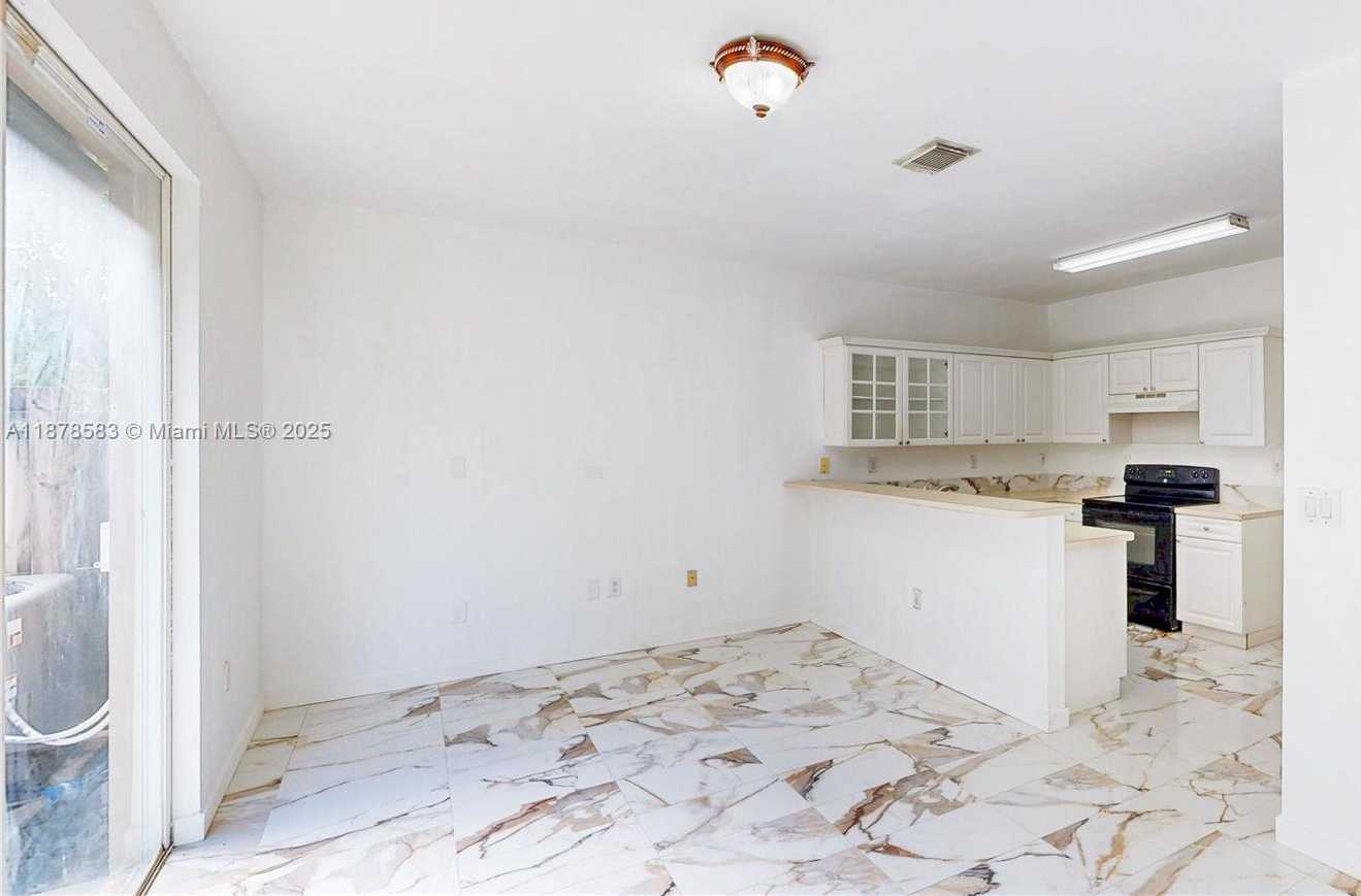 Small Image of 27345 SOUTH WEST 138TH CT, Homestead Number 12