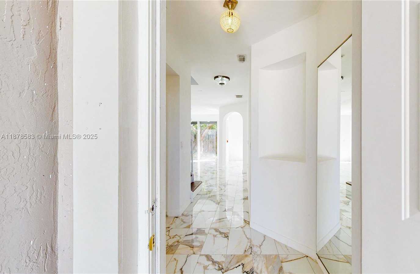 Small Image of 27345 SOUTH WEST 138TH CT, Homestead Number 18