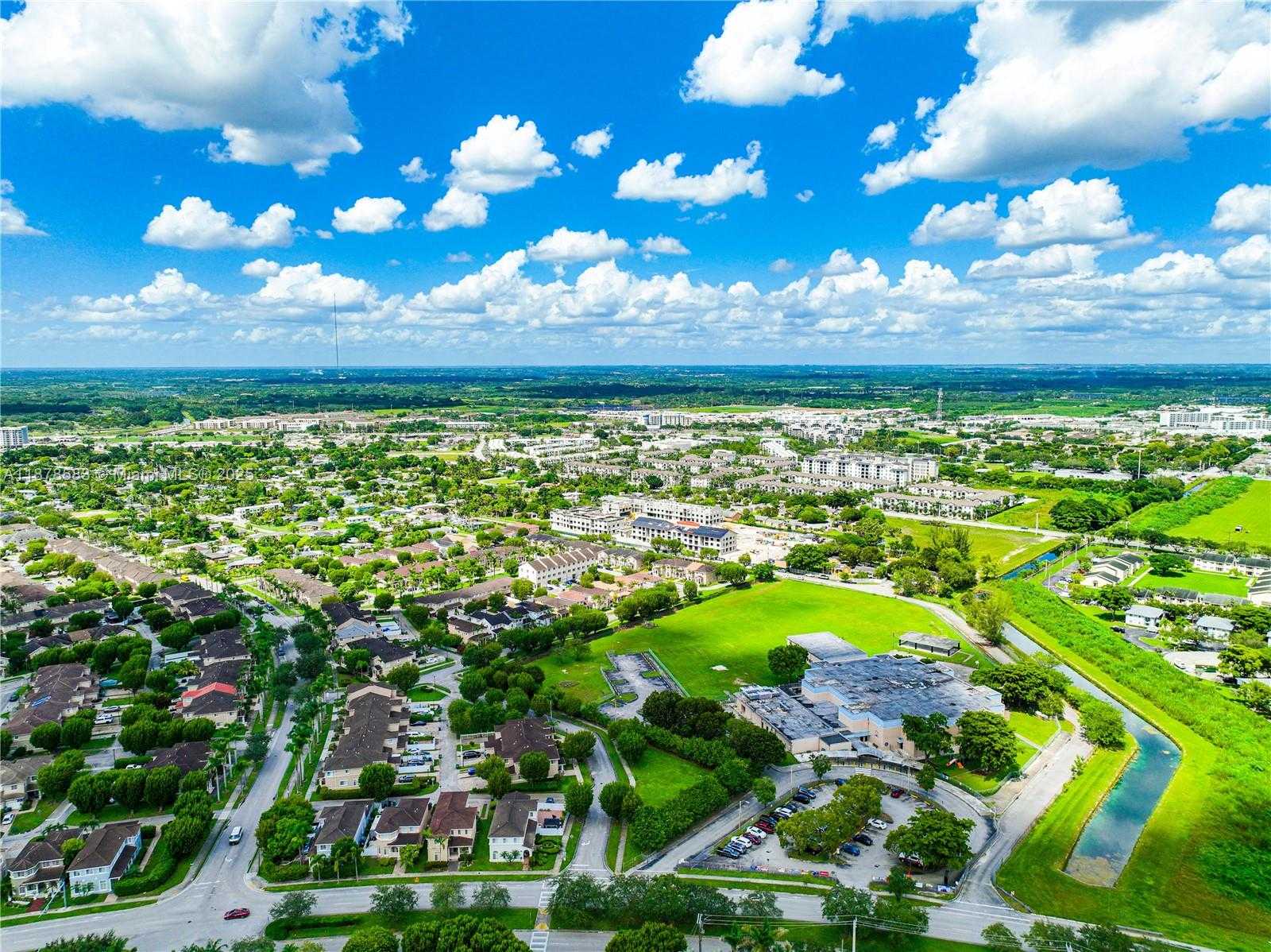 Small Image of 27345 SOUTH WEST 138TH CT, Homestead Number 63