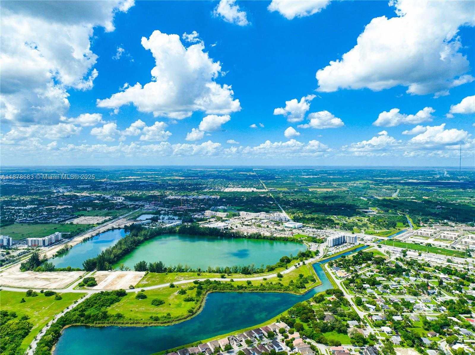 Small Image of 27345 SOUTH WEST 138TH CT, Homestead Number 71