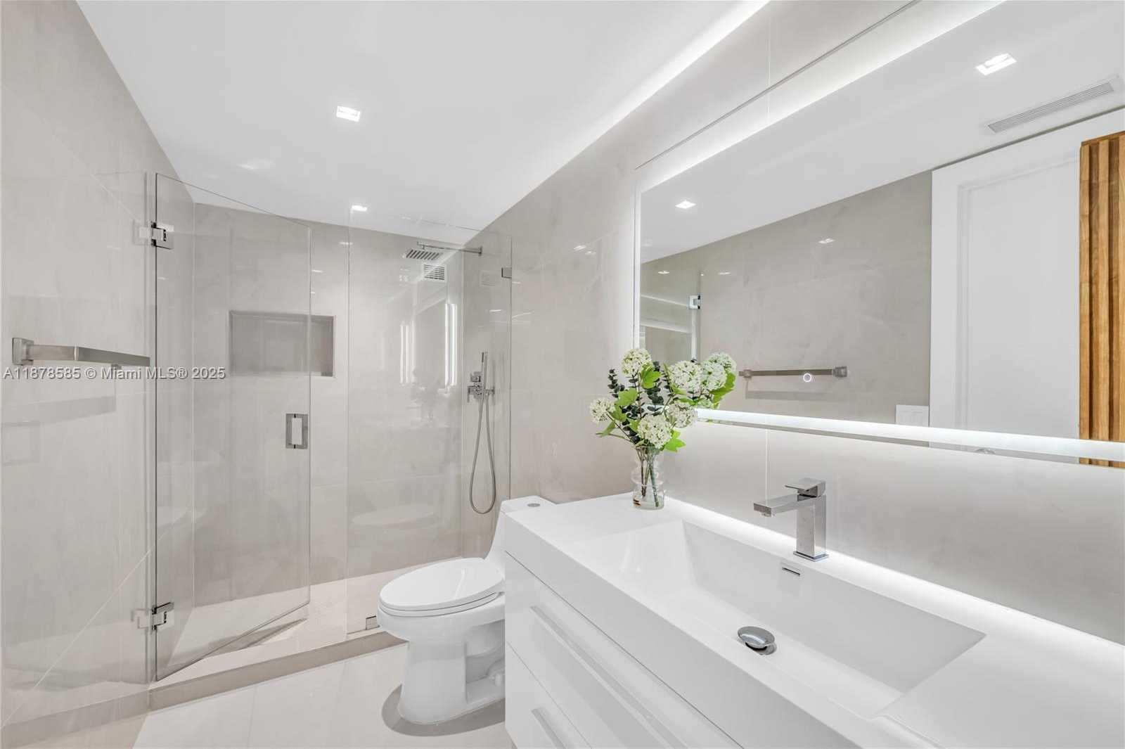 Small Image of 2201 SOUTH OCEAN DR #2808, Hollywood Number 25