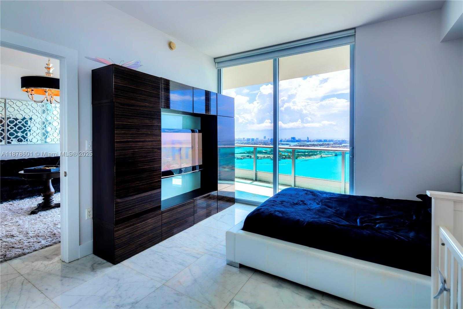 Small Image of 900 BISCAYNE BLVD #4003, Miami Number 19