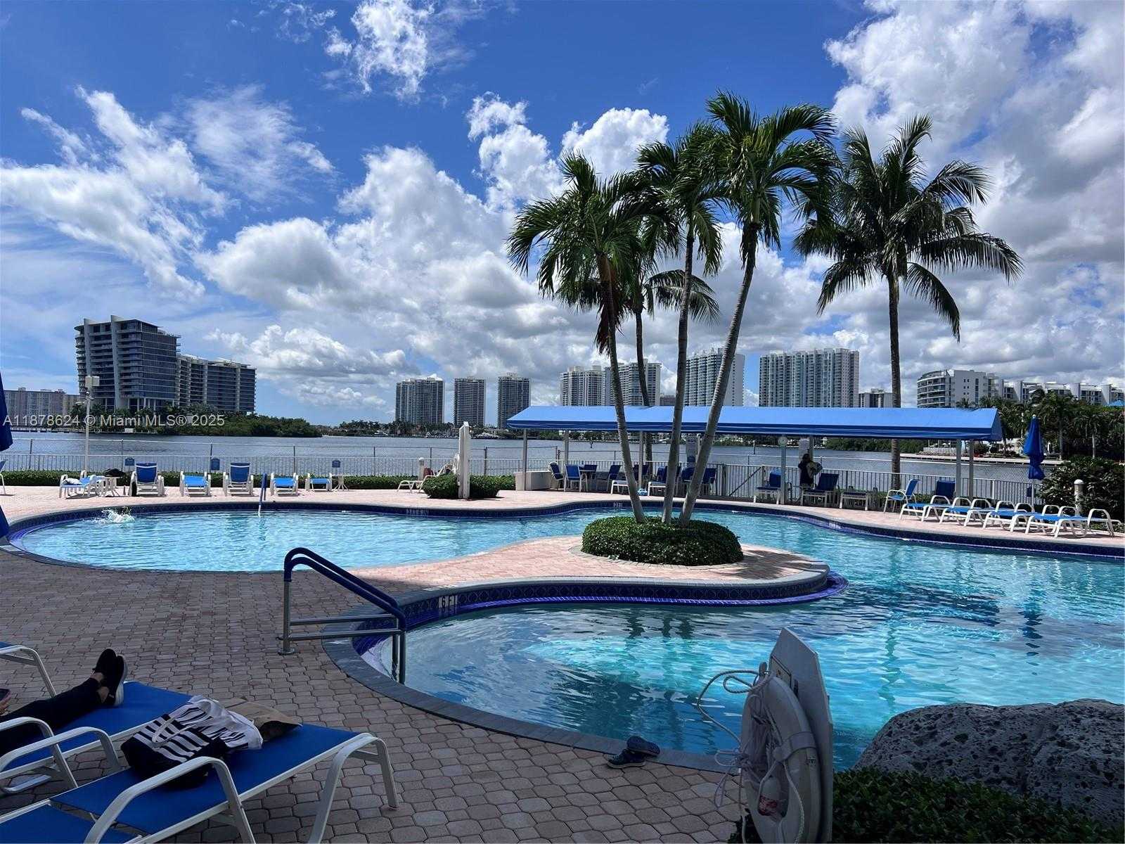 Small Image of 3530 MYSTIC POINTE DR #1212, Aventura Number 13
