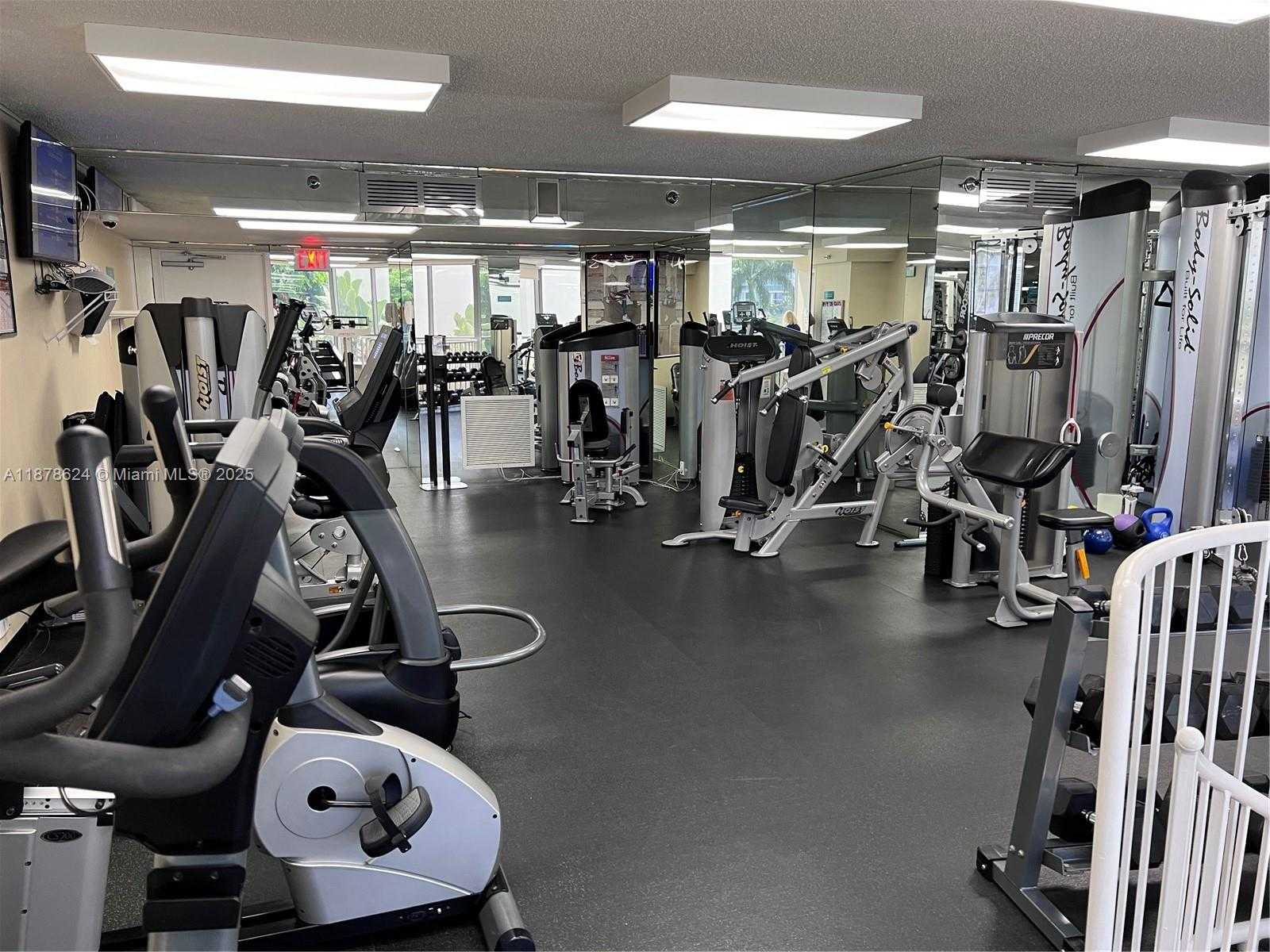 Small Image of 3530 MYSTIC POINTE DR #1212, Aventura Number 19