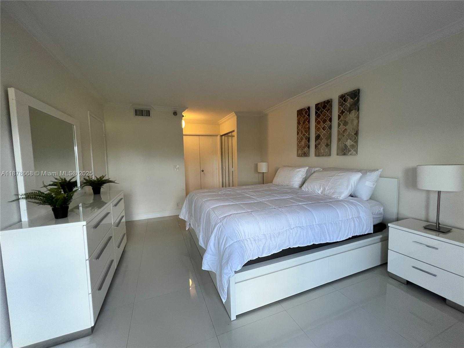 Small Image of 3300 NORTH EAST 191ST ST #406, Aventura Number 18