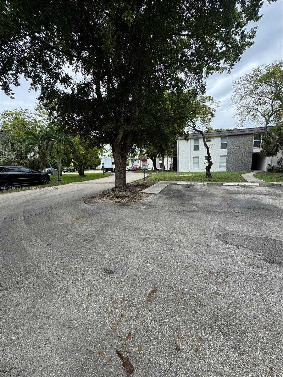 Small Image of 10353 NORTH KENDALL DR #BB2, Miami Number 18