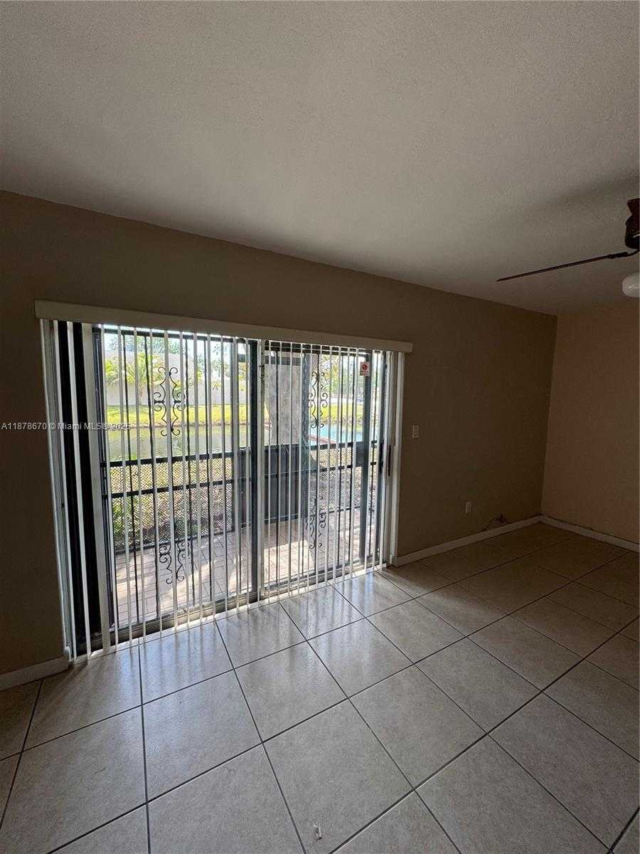 Small Image of 10353 NORTH KENDALL DR #BB2, Miami Number 4
