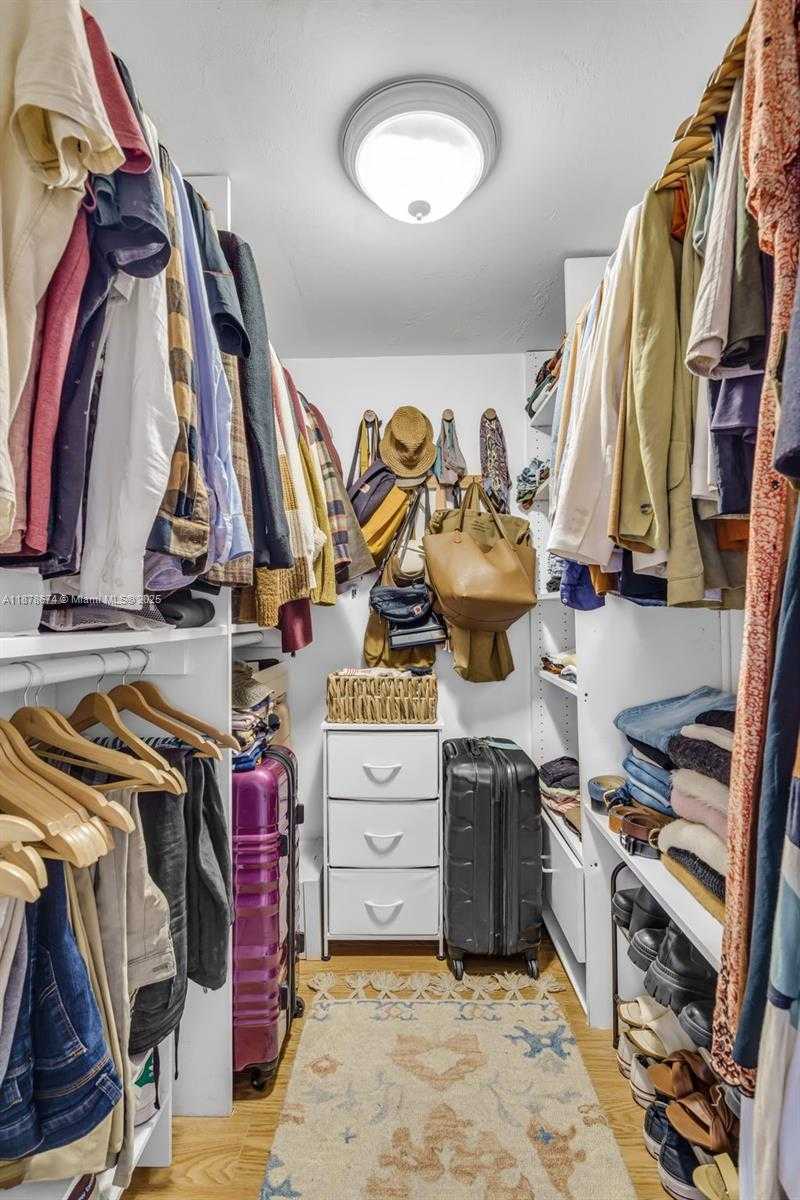 Small Image of 555 NORTH EAST 15TH ST #PH-D, Miami Number 14