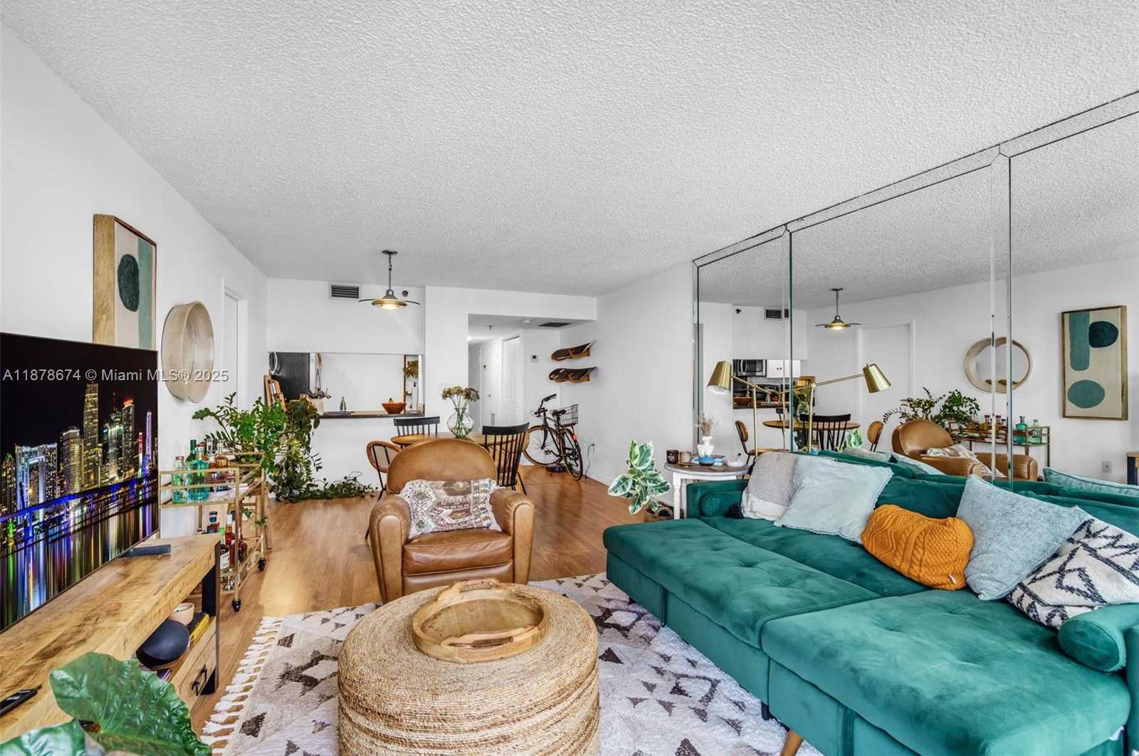 Small Image of 555 NORTH EAST 15TH ST #PH-D, Miami Number 4