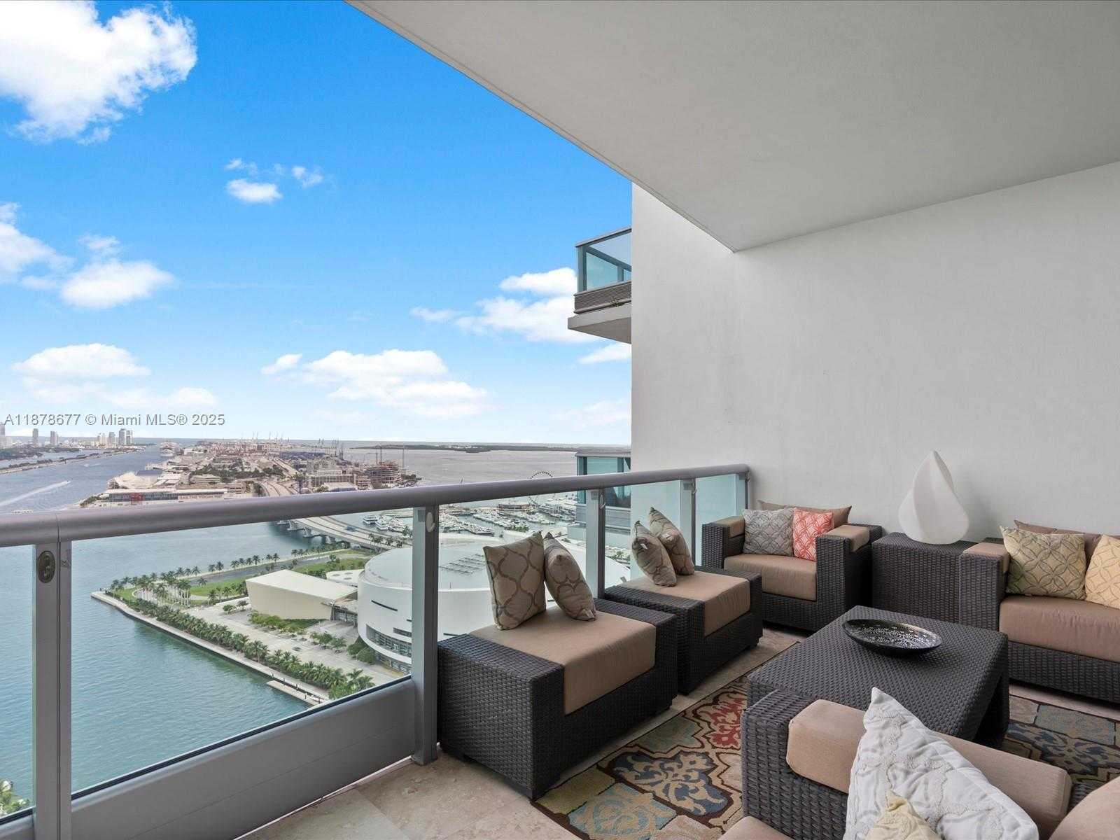 Small Image of 900 BISCAYNE BLVD #3709, Miami Number 21