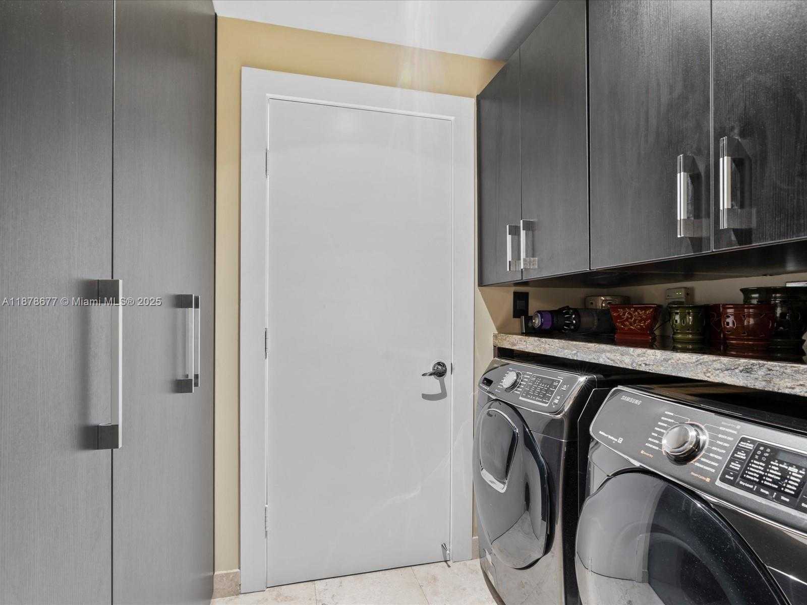 Small Image of 900 BISCAYNE BLVD #3709, Miami Number 39