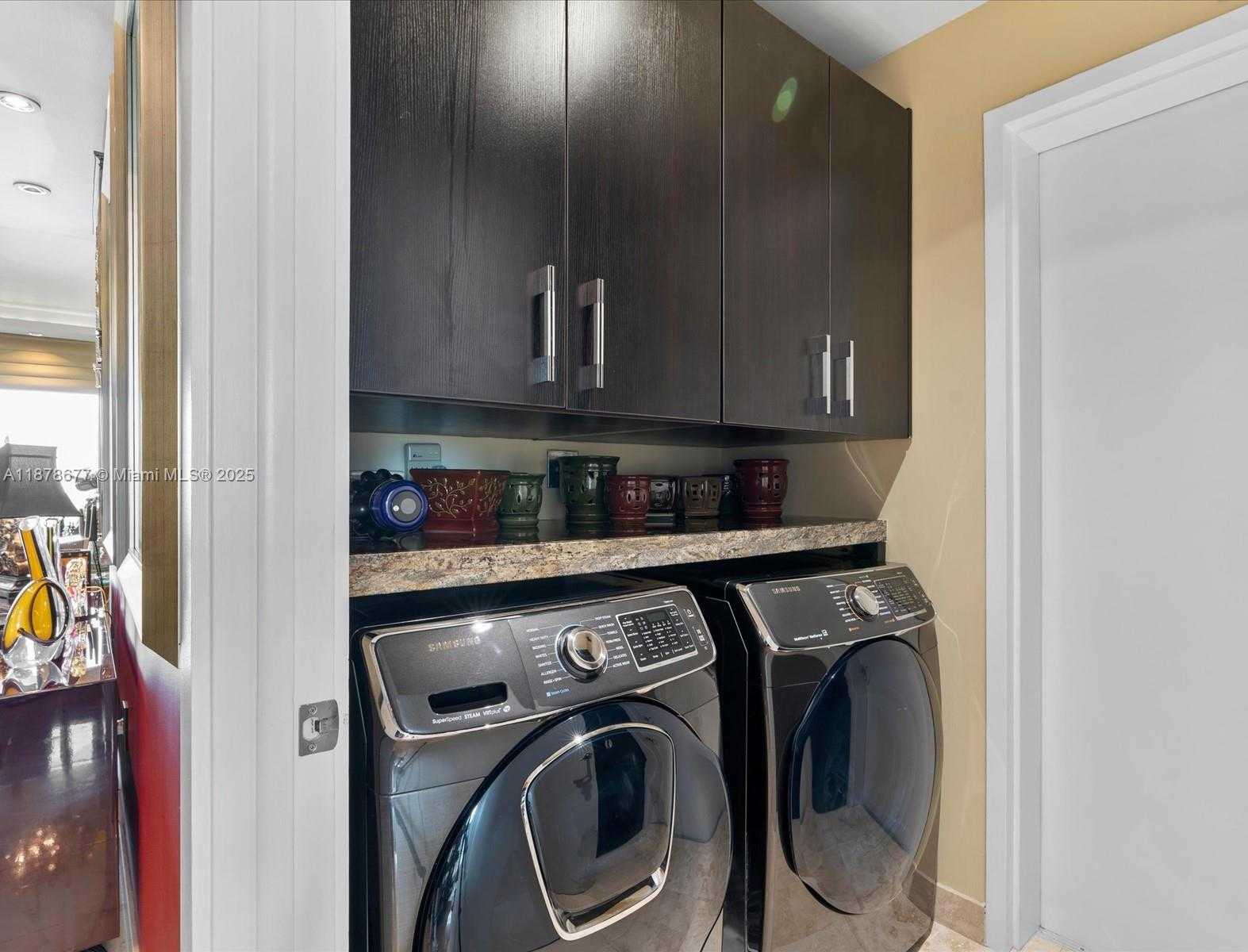 Small Image of 900 BISCAYNE BLVD #3709, Miami Number 40