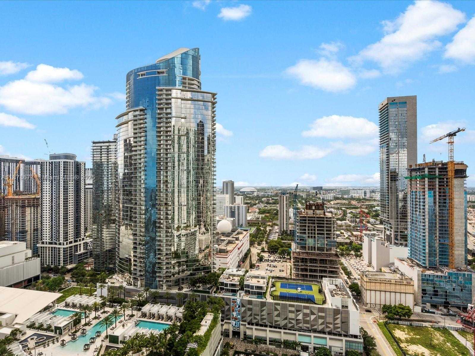 Small Image of 900 BISCAYNE BLVD #3709, Miami Number 43