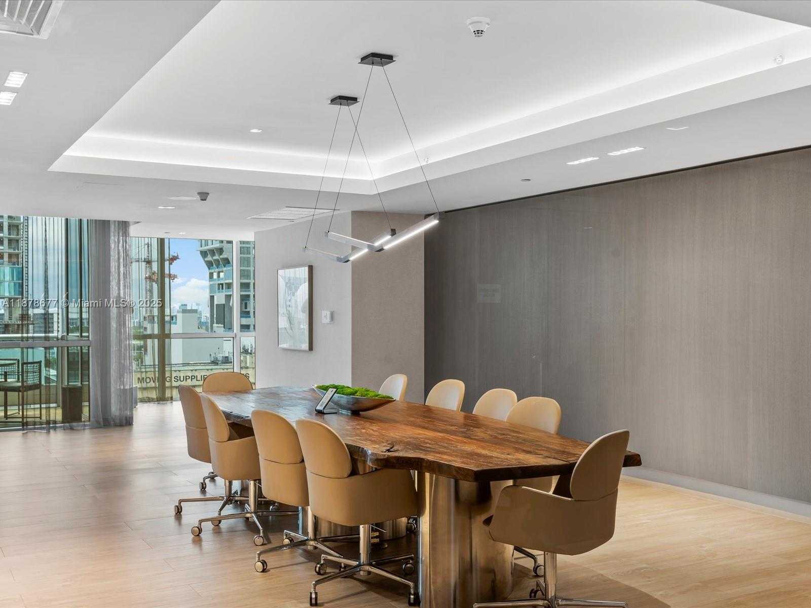 Small Image of 900 BISCAYNE BLVD #3709, Miami Number 51