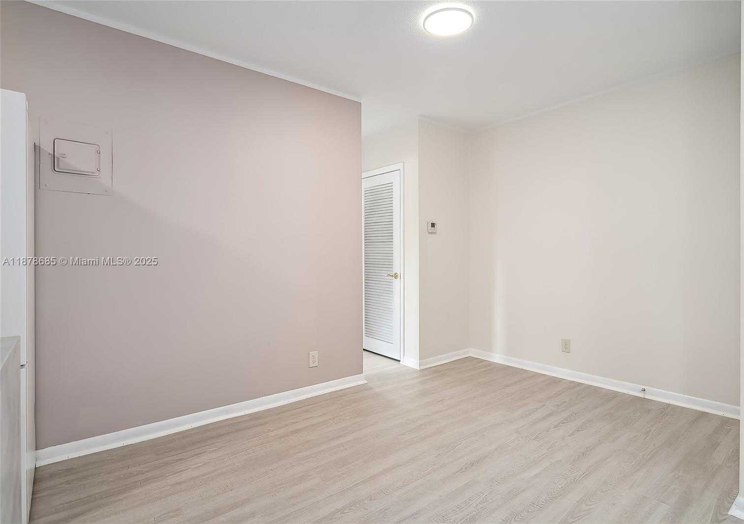 Small Image of 1824 MONROE ST #7, Hollywood Number 13