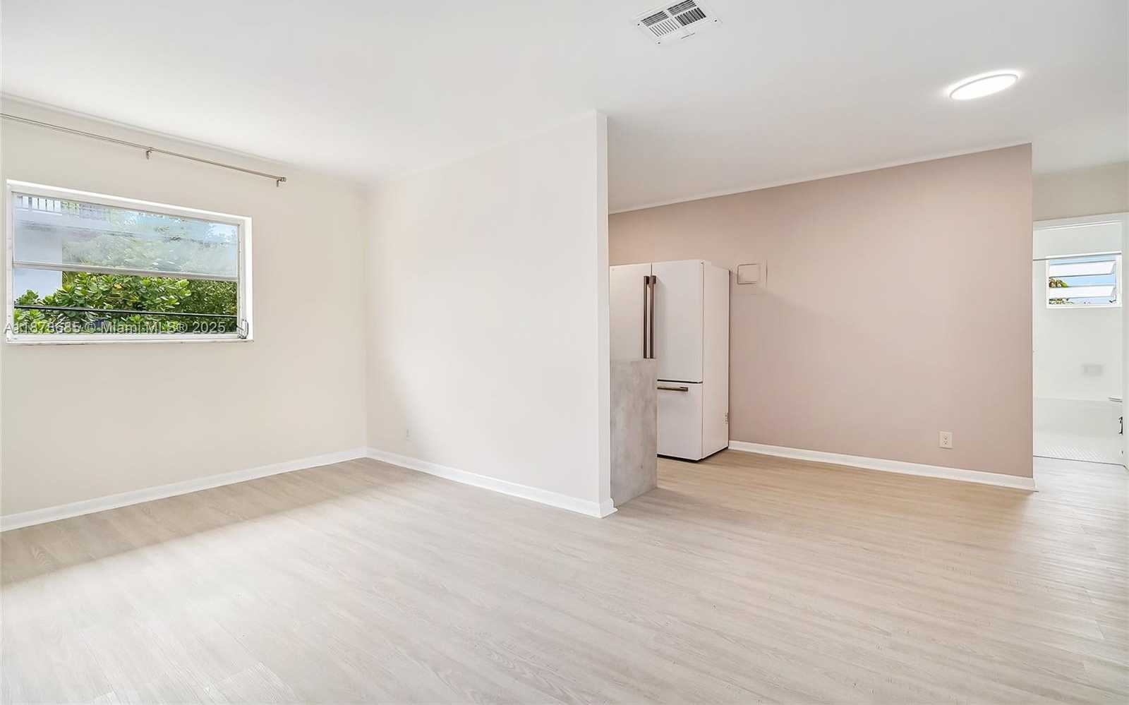 Small Image of 1824 MONROE ST #7, Hollywood Number 9