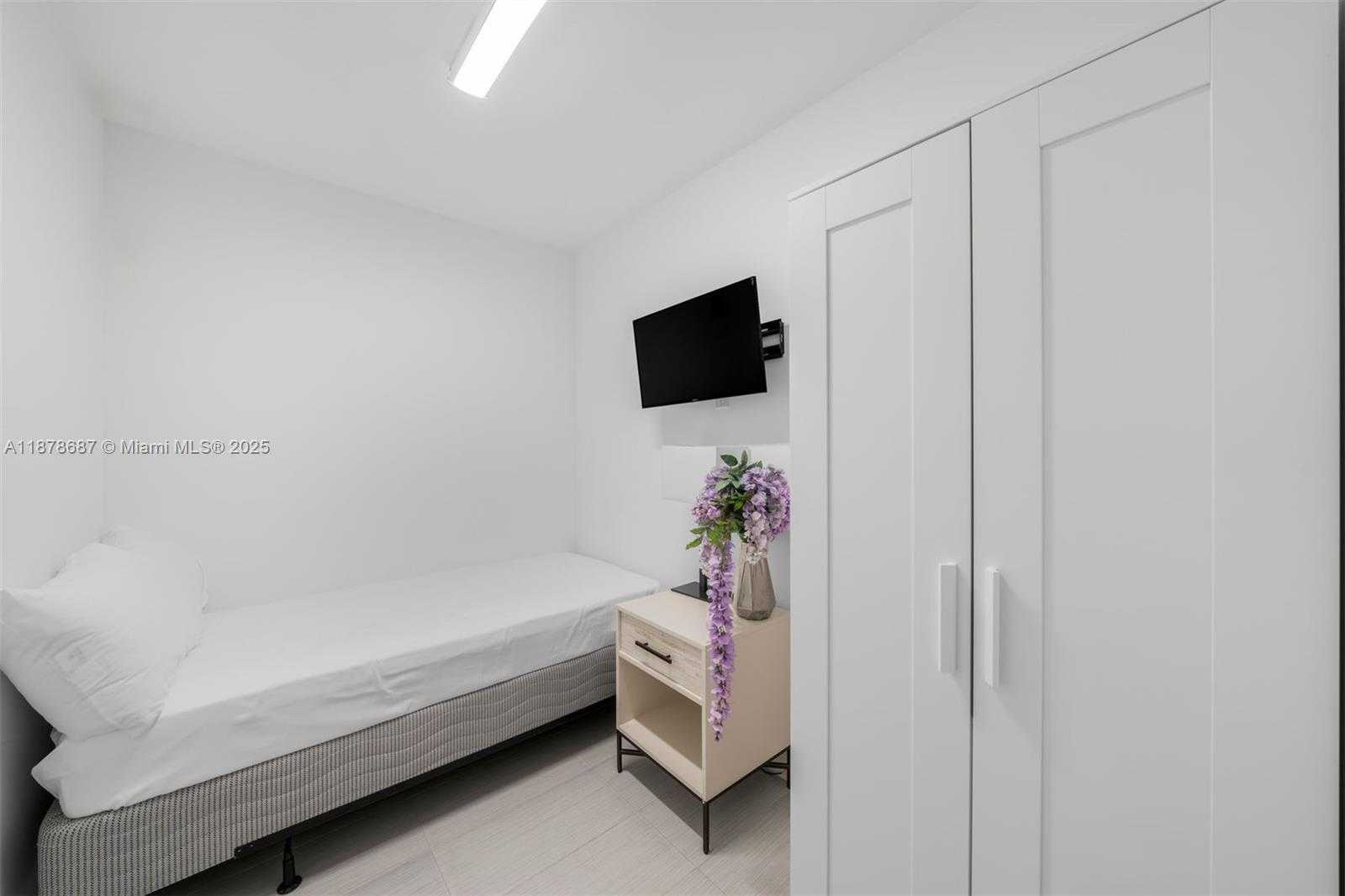 Small Image of 9349 COLLINS AVE #406, Surfside Number 33