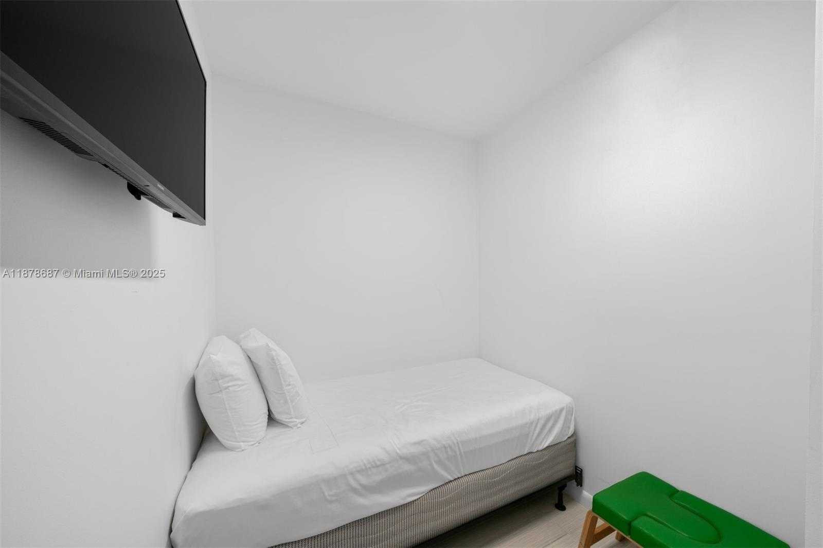 Small Image of 9349 COLLINS AVE #406, Surfside Number 34