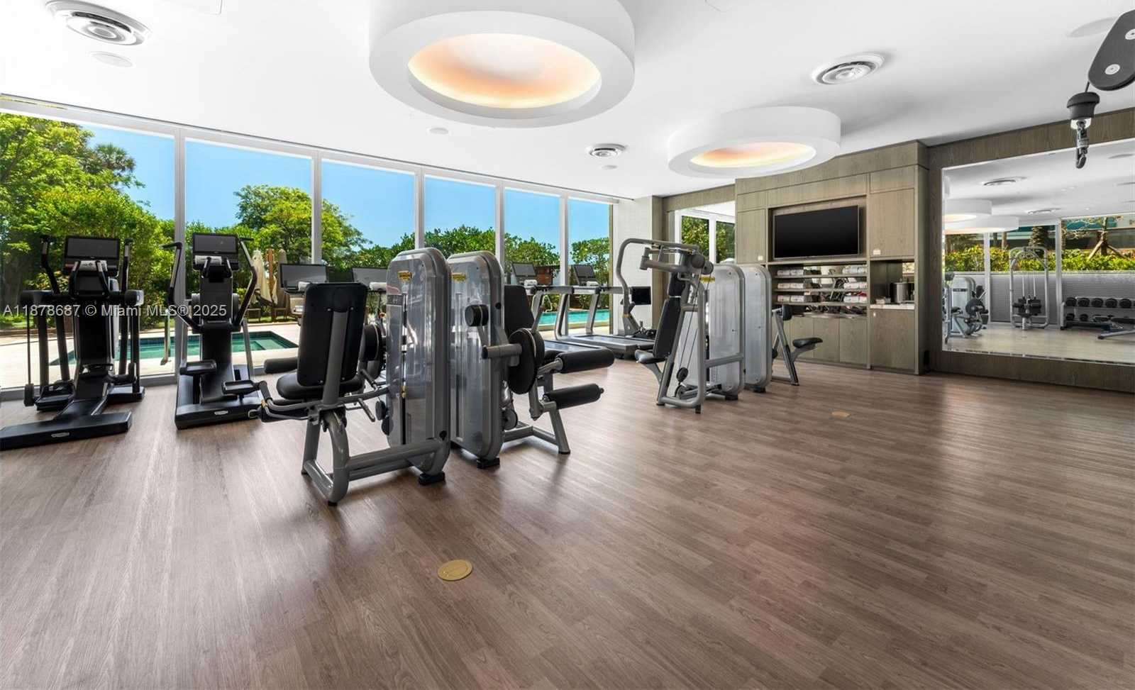 Small Image of 9349 COLLINS AVE #406, Surfside Number 39
