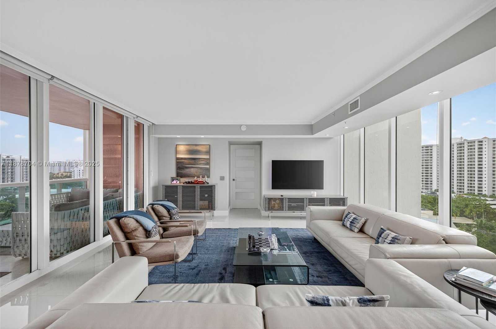 Small Image of 3370 HIDDEN BAY DR #1115, Aventura Number 12