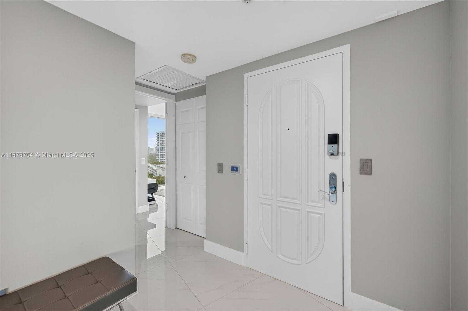 Small Image of 3370 HIDDEN BAY DR #1115, Aventura Number 31