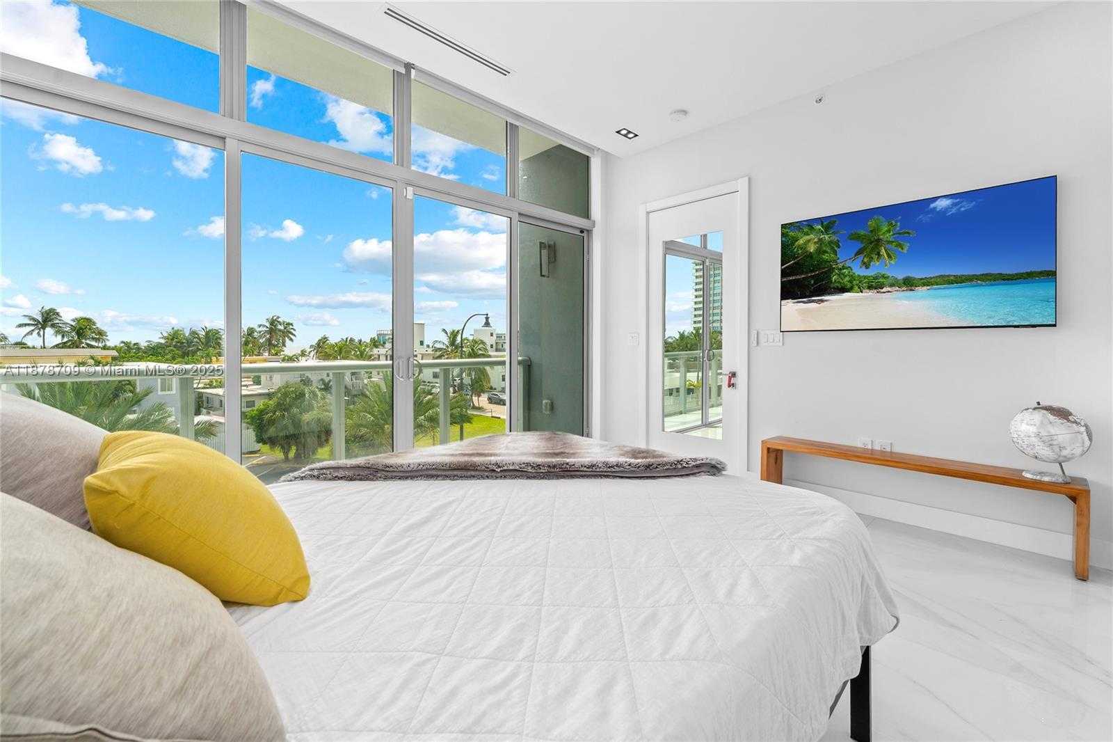 Small Image of 2890 NORTH OCEAN DR, Hollywood Number 14