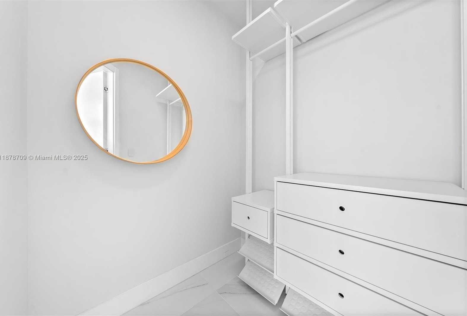 Small Image of 2890 NORTH OCEAN DR, Hollywood Number 16